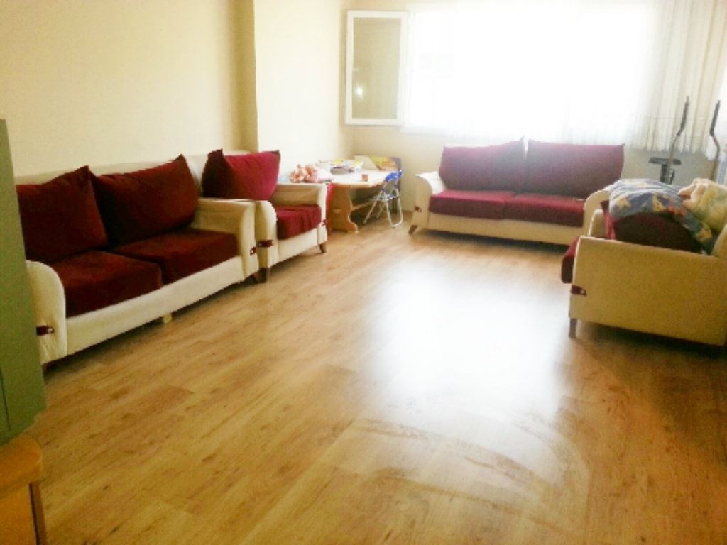 ÇİĞLİ SERKAN EMLAK DAN ÇİĞLİ MERKEZDE YENİ DAİRE